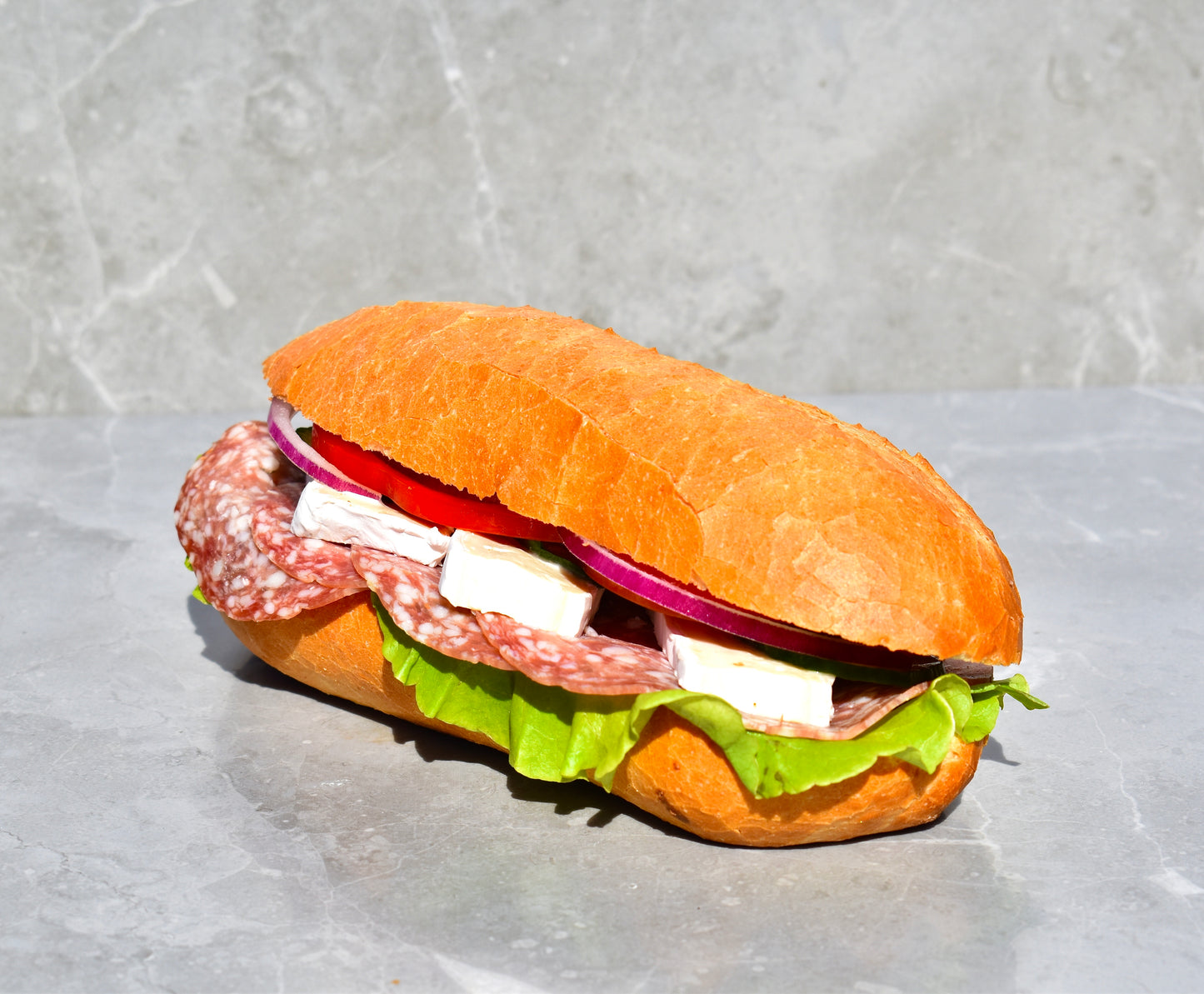 Salami & briebaguette